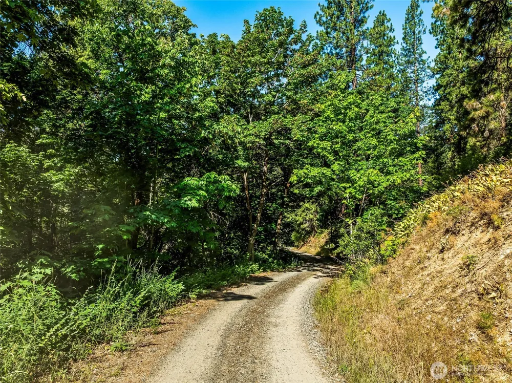 6211 US-97 Highway Peshastin, WA 98847