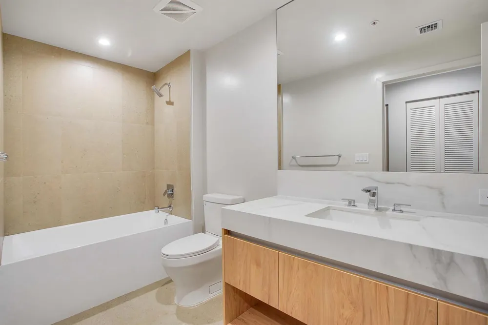 601 MIAMI AVENUE #2107 Miami, FL 33136