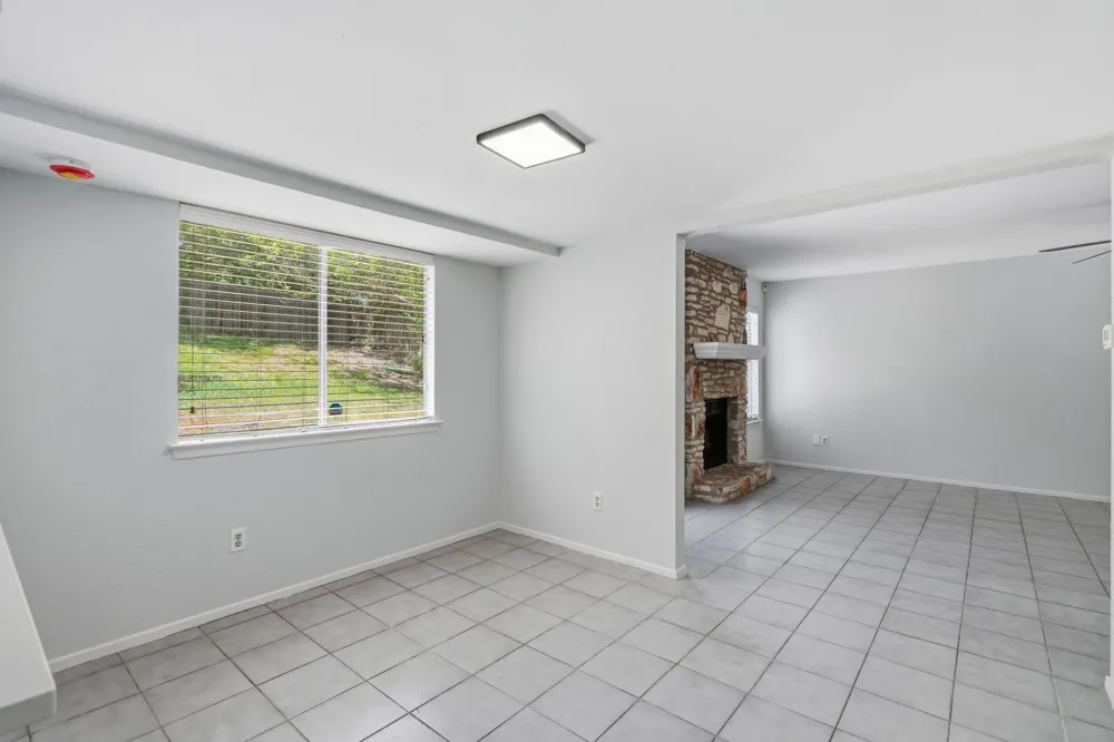 8400 Spring Valley Drive Austin, TX 78736