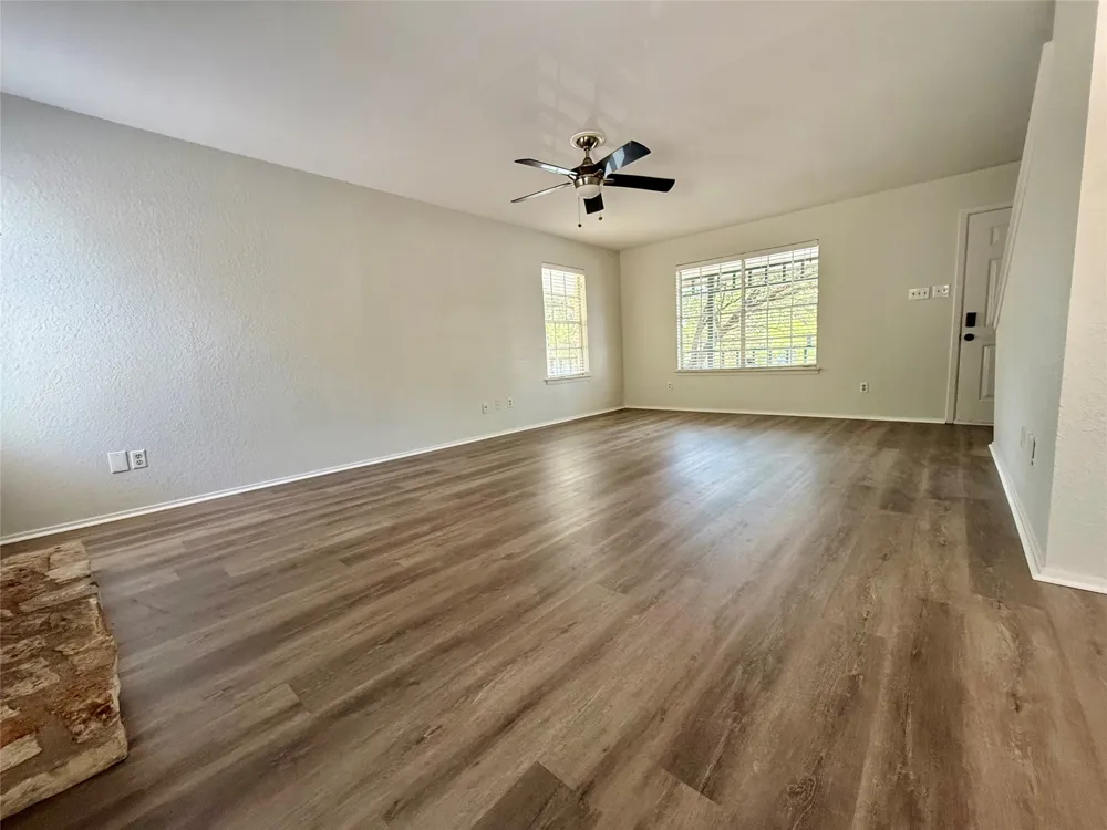 8400 Spring Valley Drive Austin, TX 78736