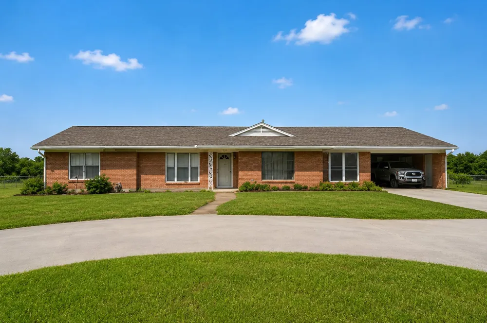 2211 Fisher Street Goldthwaite, TX 76844