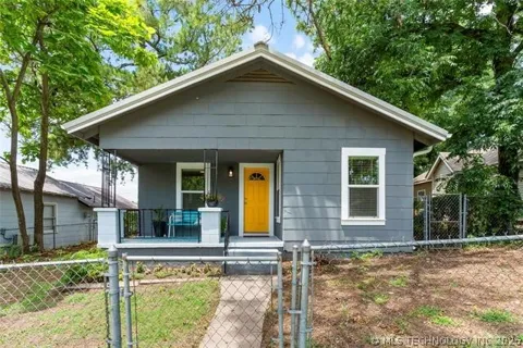 306 Grant Avenue