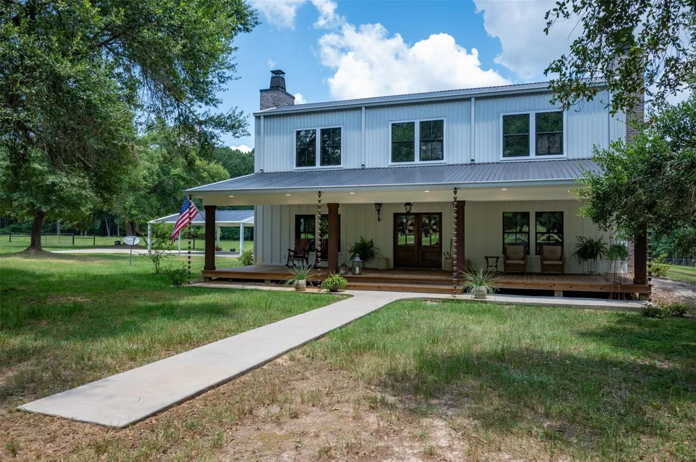 625 County Road 2570 Colmesneil, TX 75938