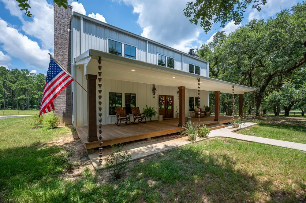 625 County Road 2570 Colmesneil, TX 75938