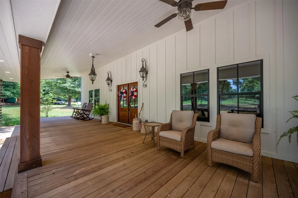 625 County Road 2570 Colmesneil, TX 75938