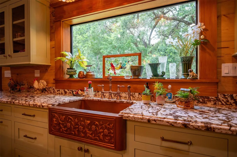 625 County Road 2570 Colmesneil, TX 75938