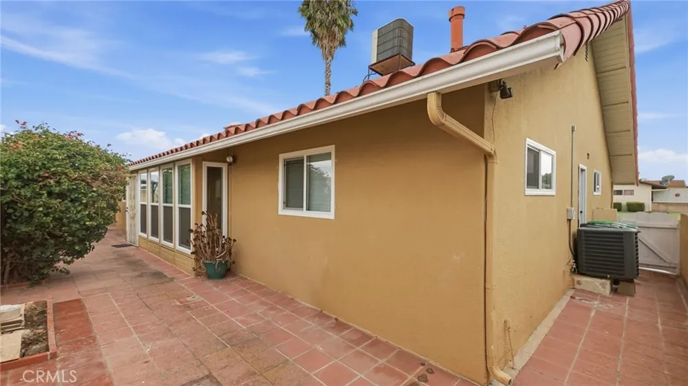 1180 Amberwood Hemet, CA 92543