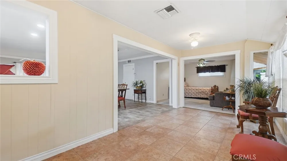 1180 Amberwood Hemet, CA 92543