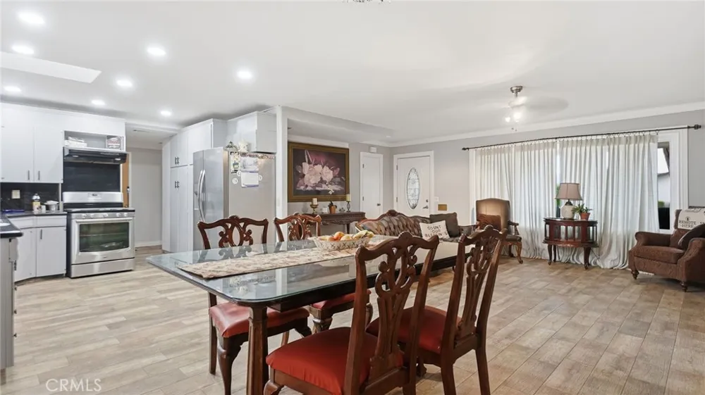 1180 Amberwood Hemet, CA 92543