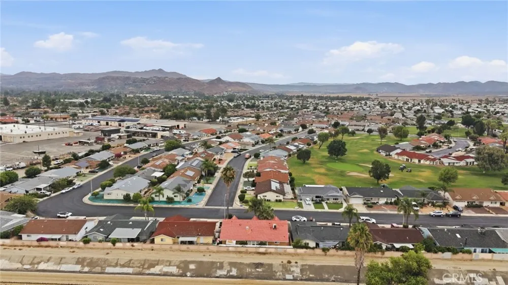 1180 Amberwood Hemet, CA 92543