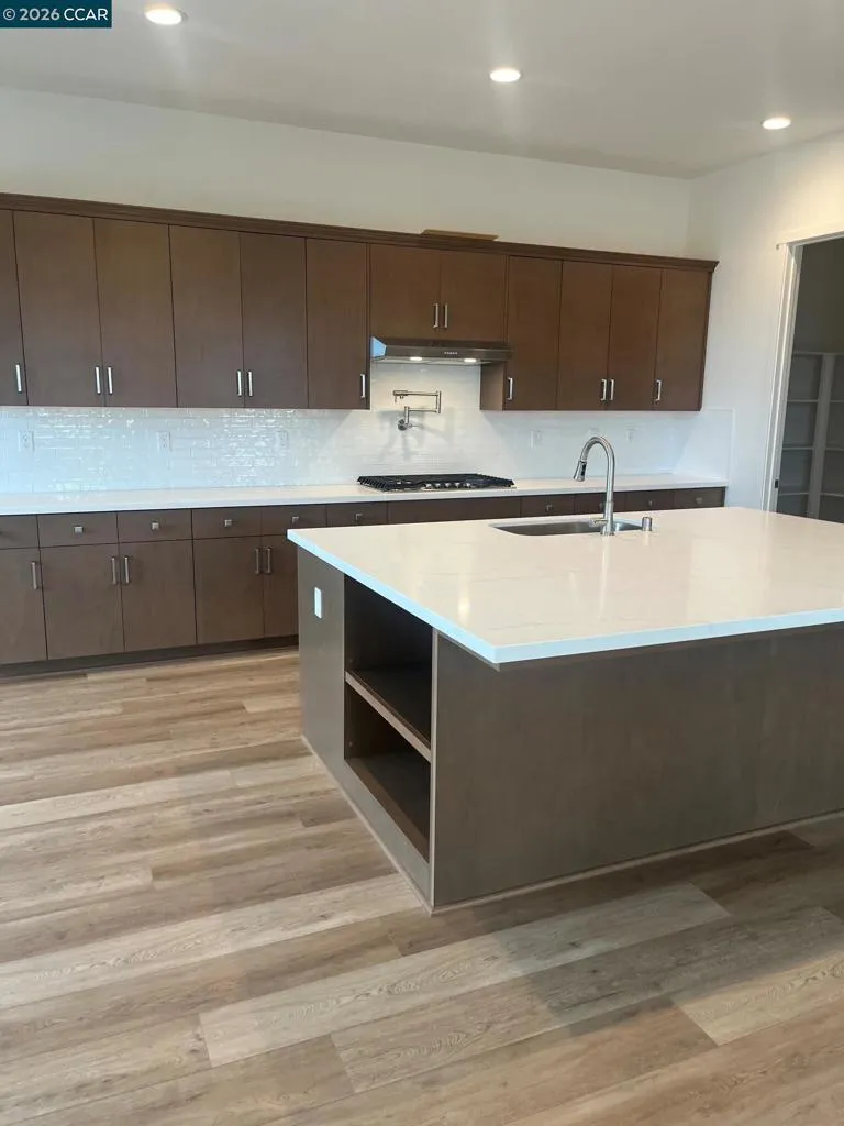 16150 Cartman Court Lathrop, CA 95330