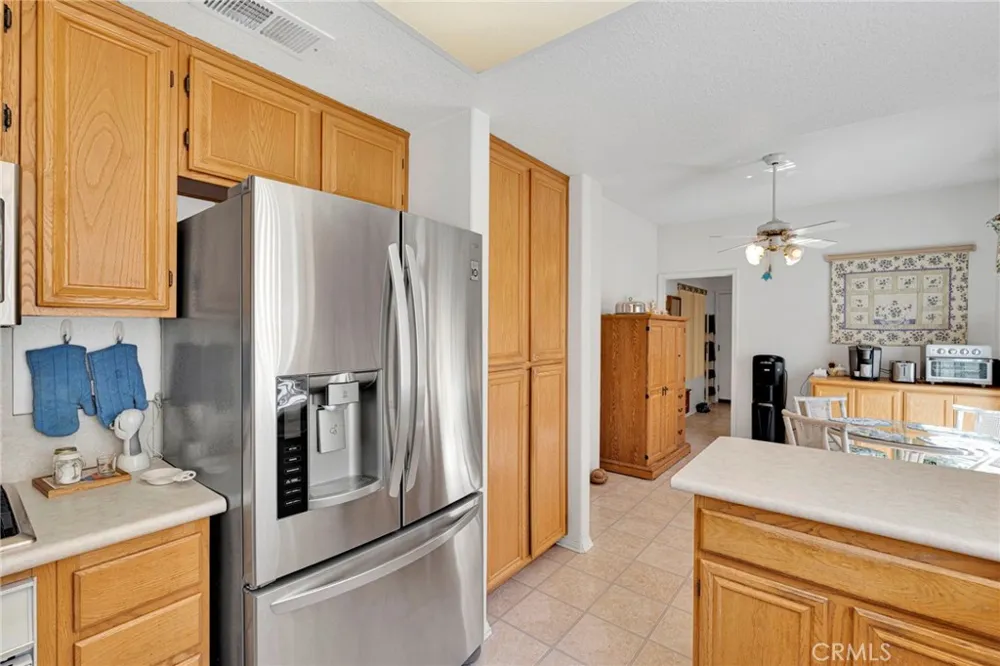 19591 Rolling Green Apple Valley, CA 92308