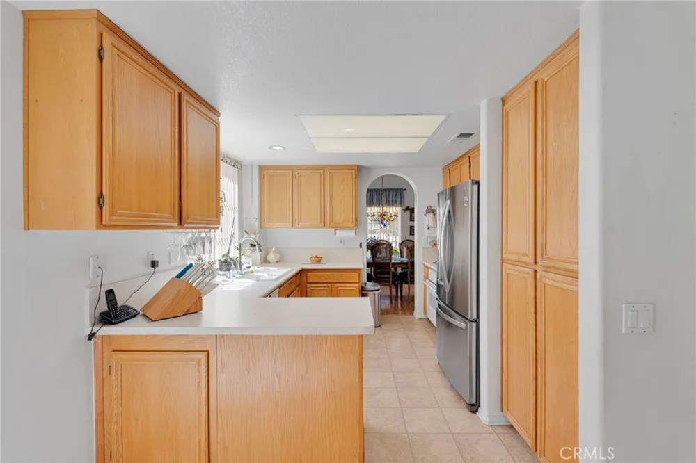19591 Rolling Green Apple Valley, CA 92308
