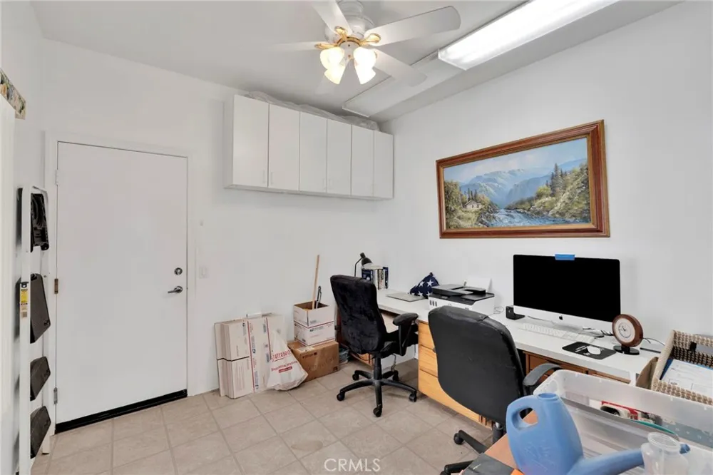 19591 Rolling Green Apple Valley, CA 92308