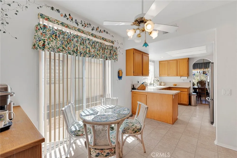19591 Rolling Green Apple Valley, CA 92308