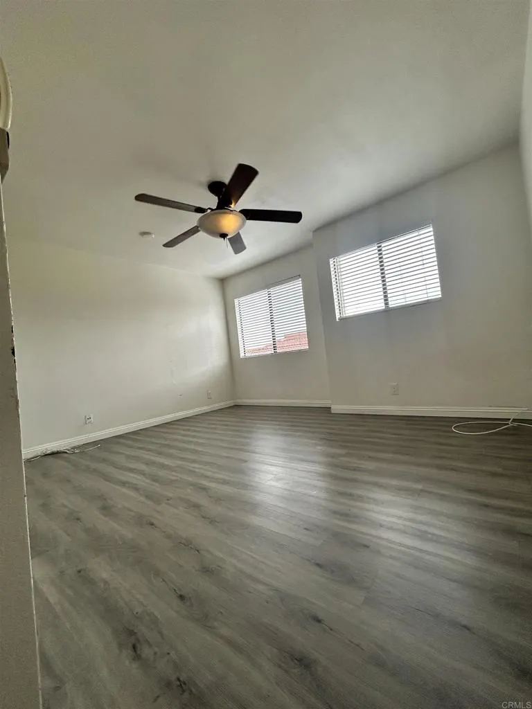 955 Postal Way #27 Vista, CA 92083
