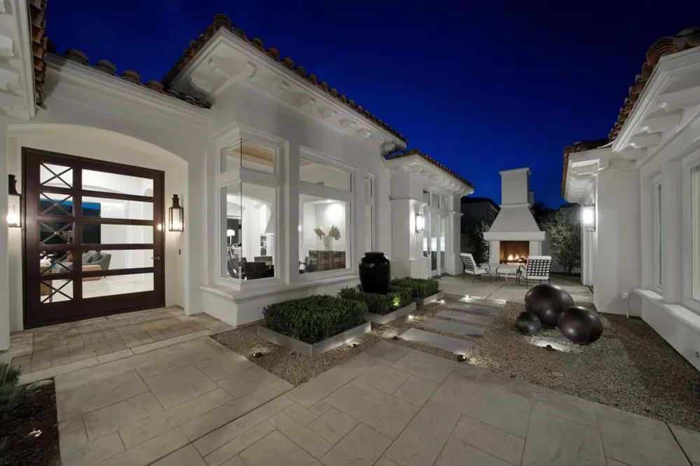 76063 Via Chianti Indian Wells, CA 92210