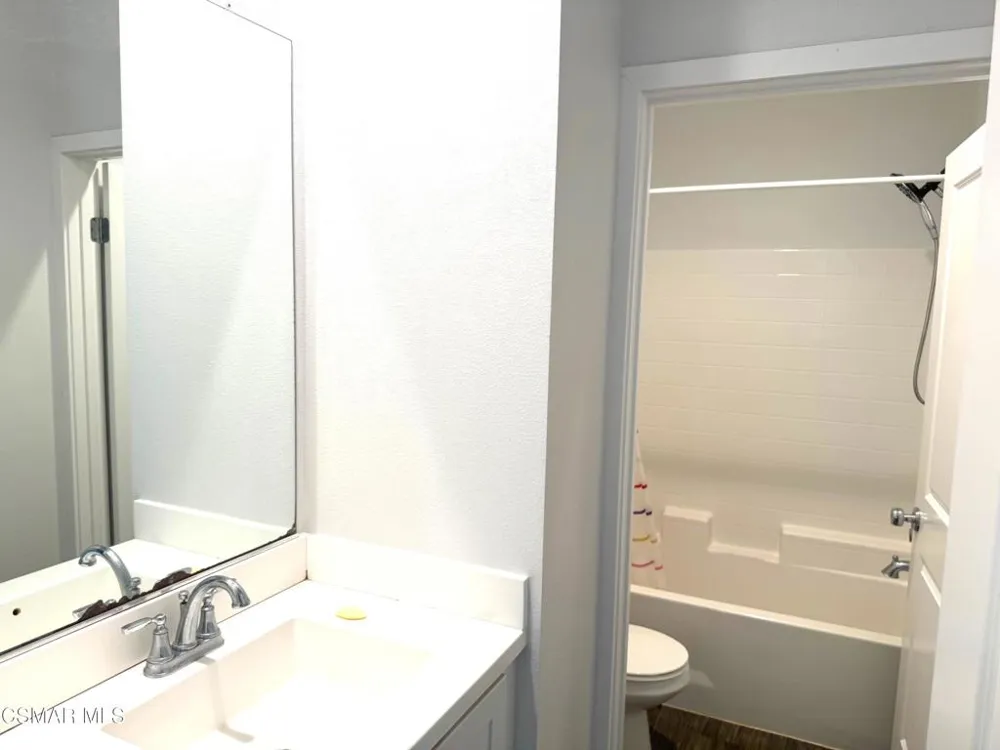 8314 Peyton Way West Hills, CA 91304