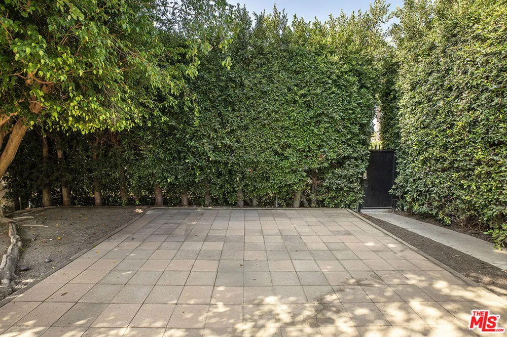 8517 Pickford Street Los Angeles, CA 90035
