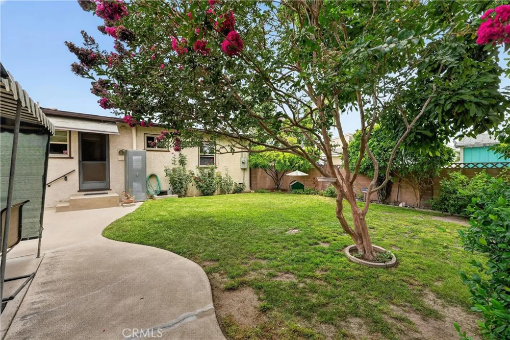 1700 W Ash Fullerton, CA 92833
