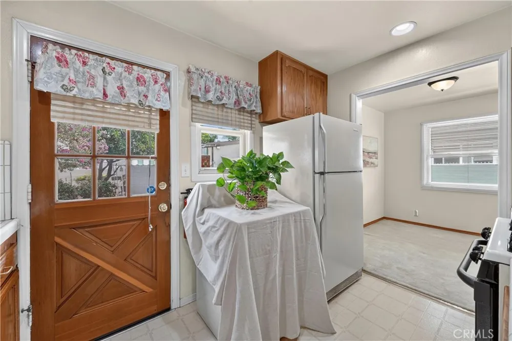 1700 W Ash Fullerton, CA 92833