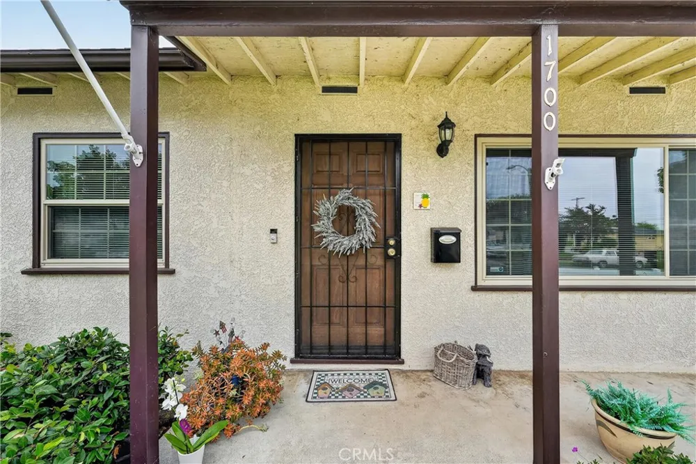 1700 W Ash Fullerton, CA 92833