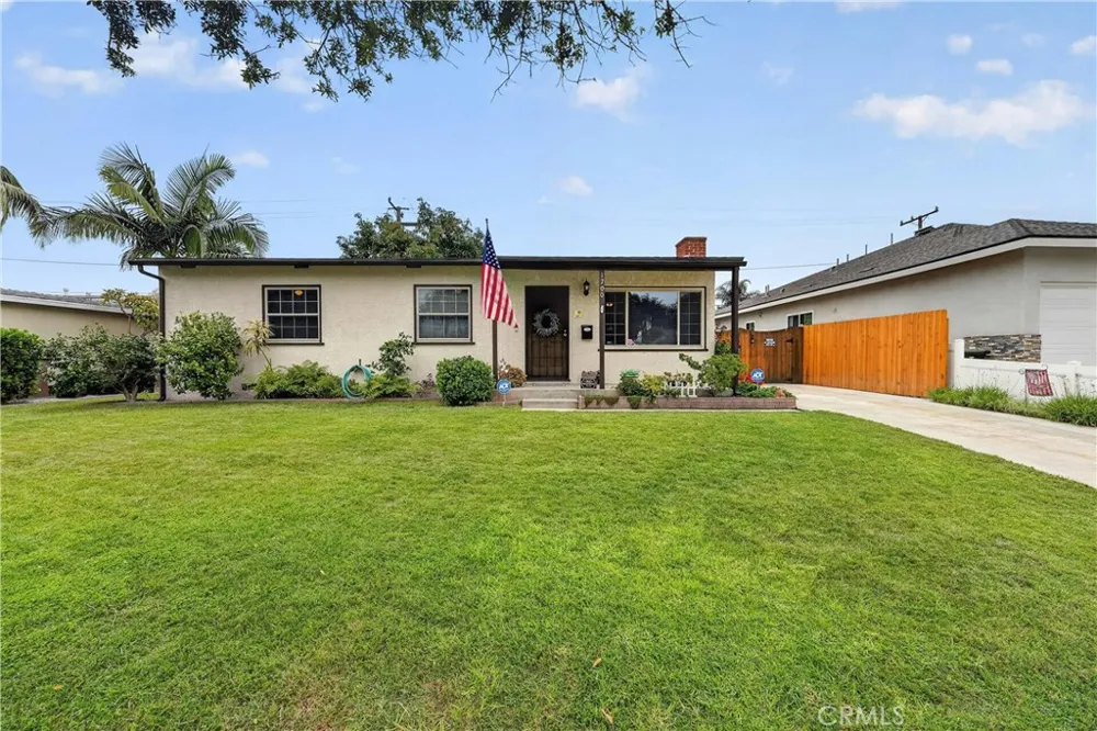 1700 W Ash Fullerton, CA 92833