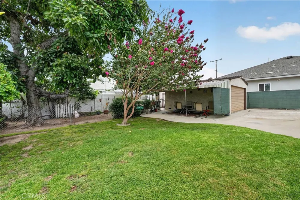1700 W Ash Fullerton, CA 92833