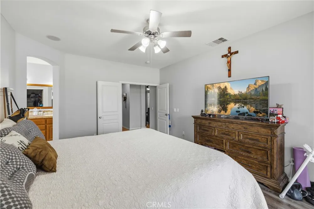 3031 Desert Moon Avenue Rosamond, CA 93560