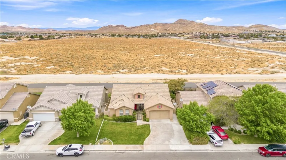 3031 Desert Moon Avenue Rosamond, CA 93560