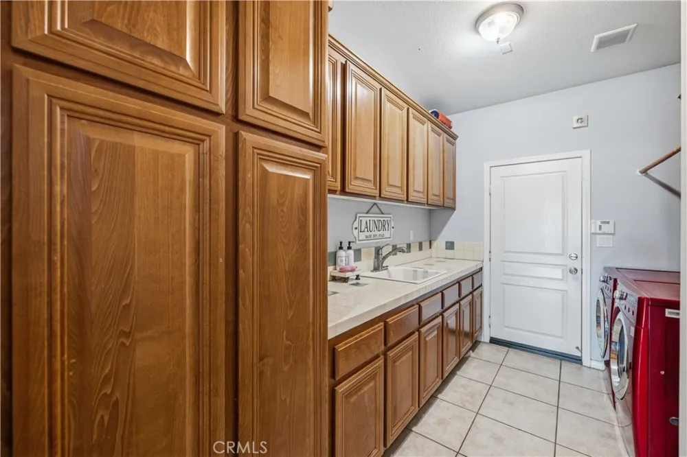 3031 Desert Moon Avenue Rosamond, CA 93560