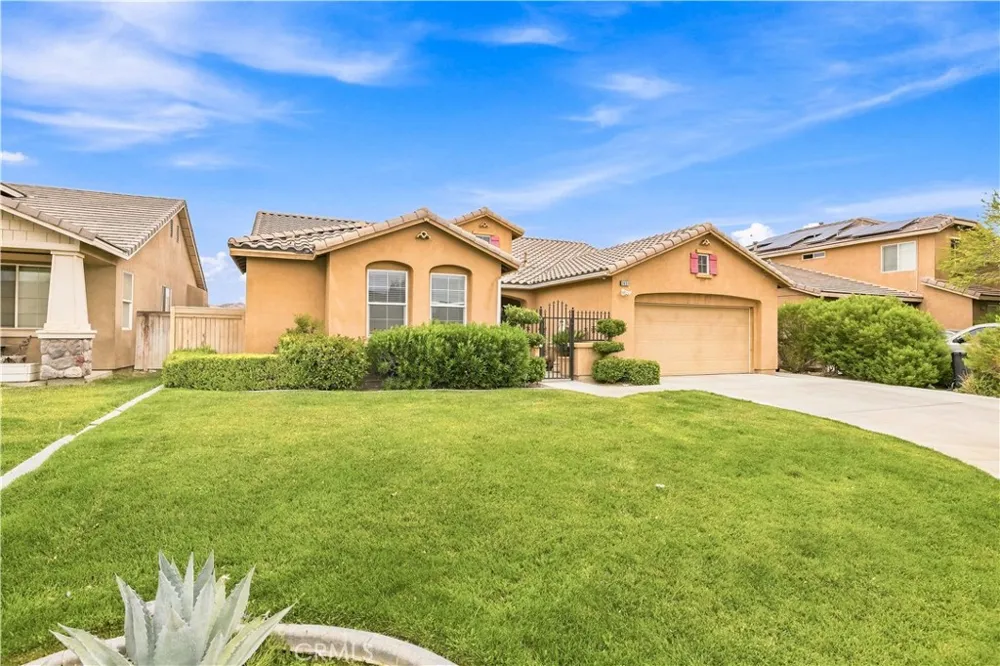 3031 Desert Moon Avenue Rosamond, CA 93560