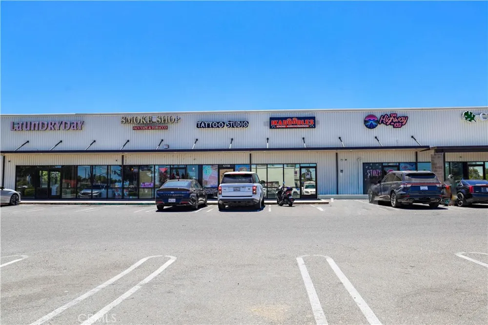 199 S Pasadena Waterford, CA 95386