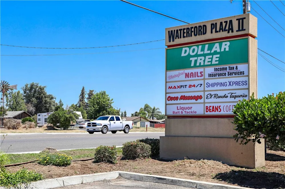 199 S Pasadena Waterford, CA 95386