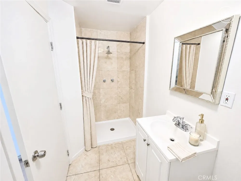 8056 Alder Avenue #B Fontana, CA 92336