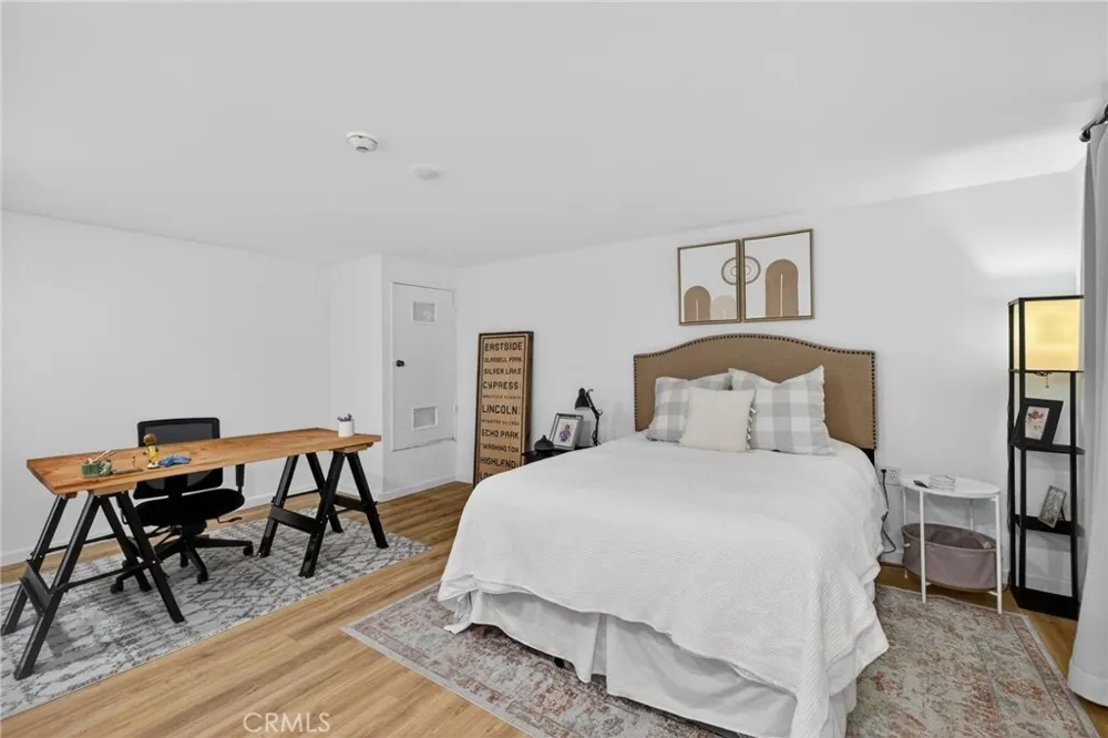 222 S Guadalupe Avenue #1 Redondo Beach, CA 90277
