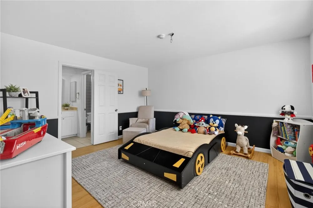 222 S Guadalupe Avenue #1 Redondo Beach, CA 90277