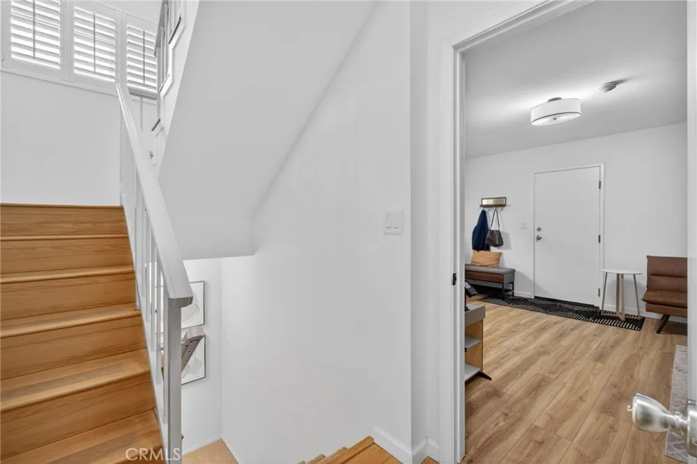222 S Guadalupe Avenue #1 Redondo Beach, CA 90277