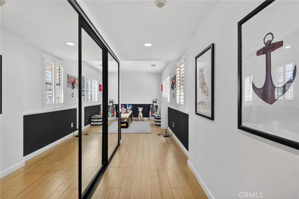 222 S Guadalupe Avenue #1 Redondo Beach, CA 90277