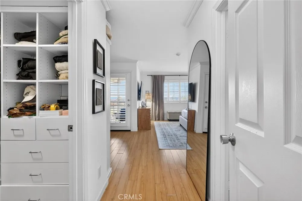 222 S Guadalupe Avenue #1 Redondo Beach, CA 90277