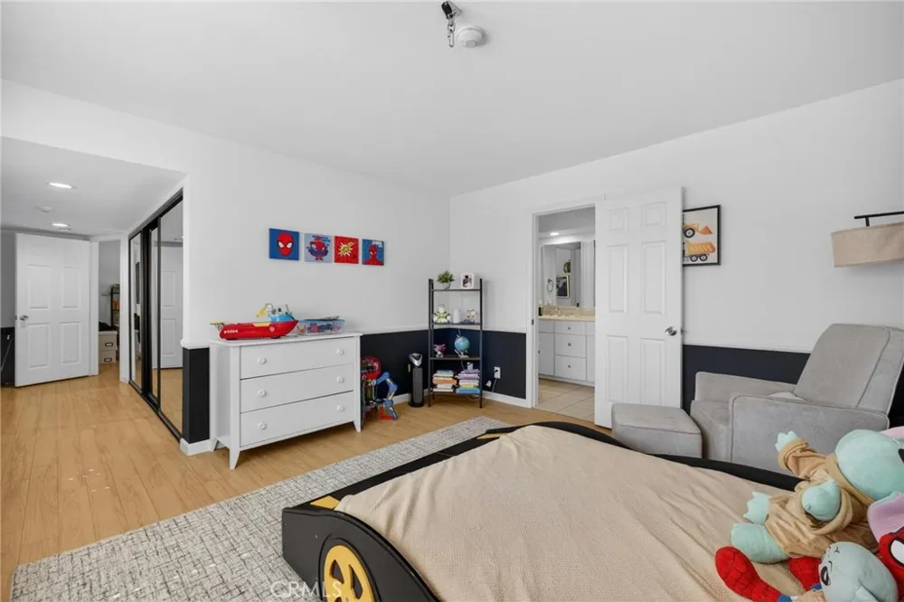 222 S Guadalupe Avenue #1 Redondo Beach, CA 90277