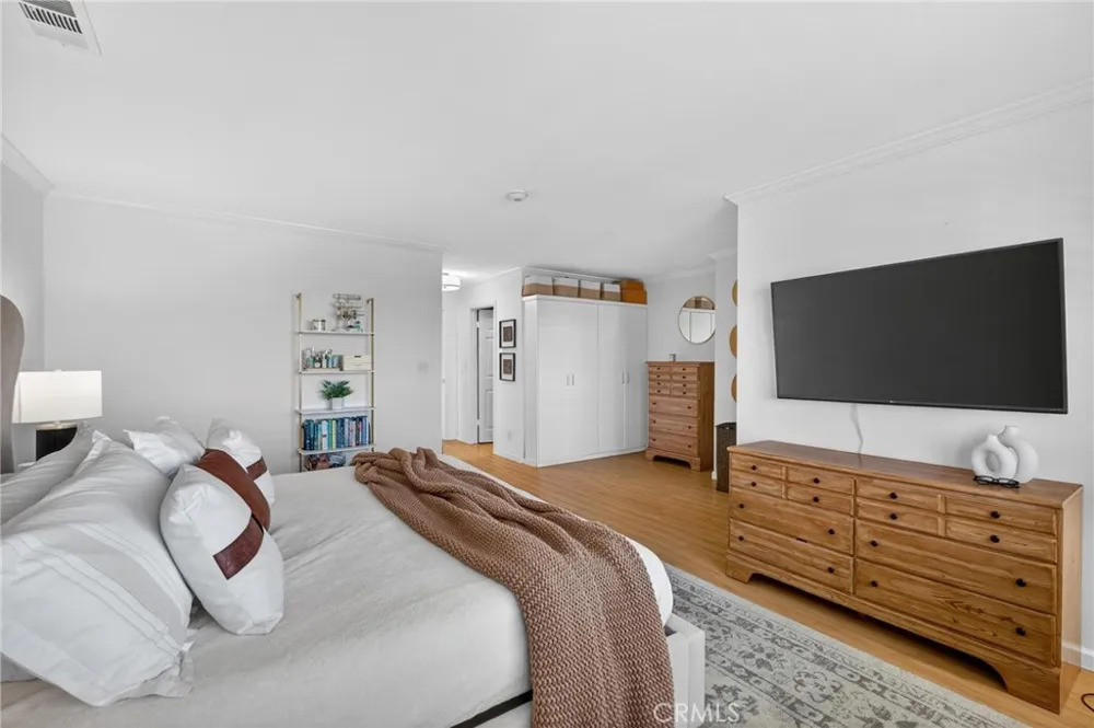 222 S Guadalupe Avenue #1 Redondo Beach, CA 90277