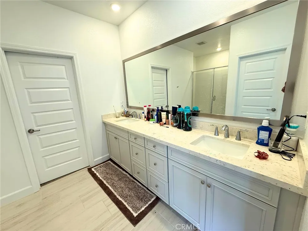 1064 Caraballo Roseville, CA 95747