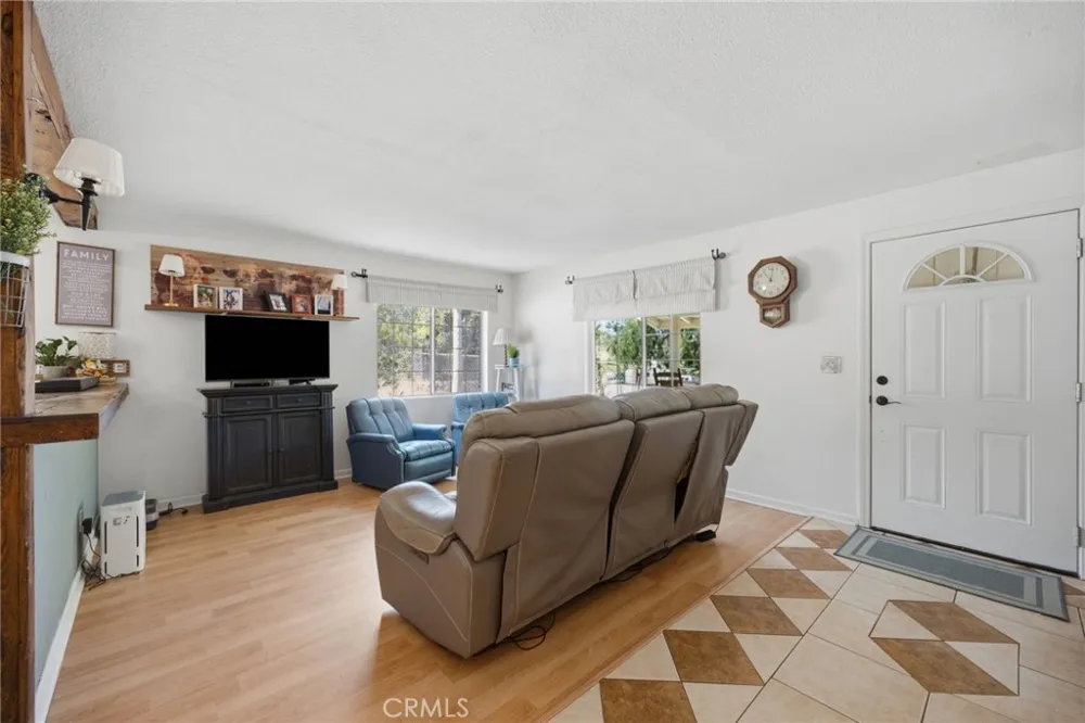 2575 Hillside Avenue Norco, CA 92860