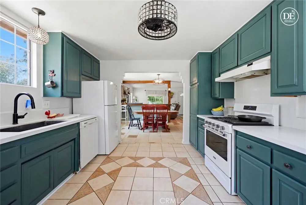 2575 Hillside Avenue Norco, CA 92860