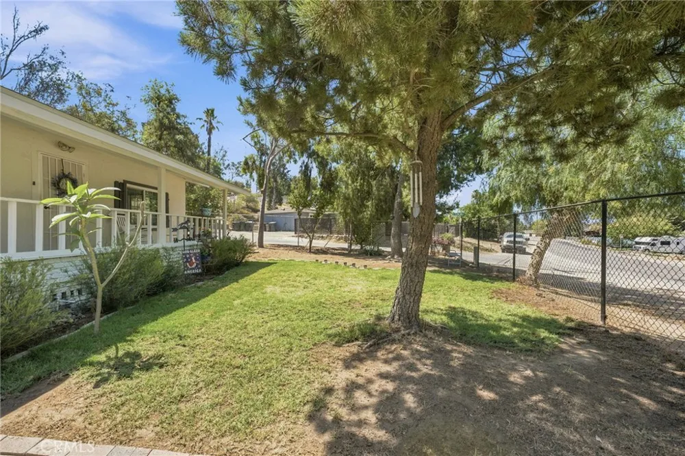 2575 Hillside Avenue Norco, CA 92860