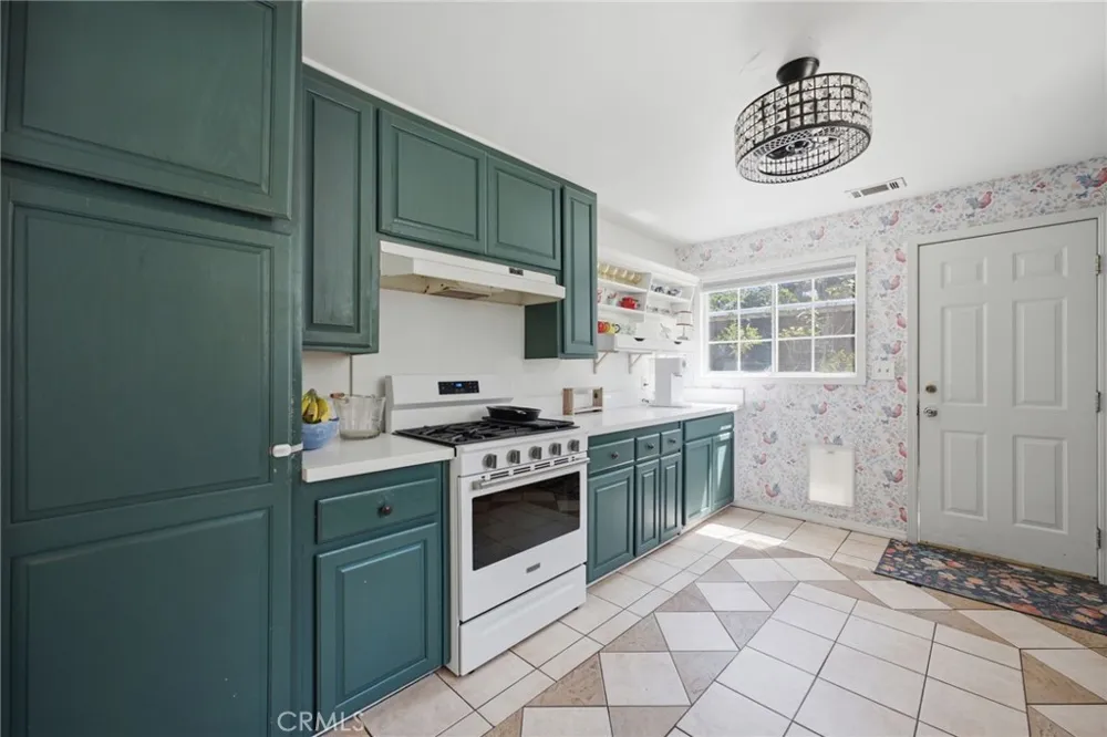 2575 Hillside Avenue Norco, CA 92860