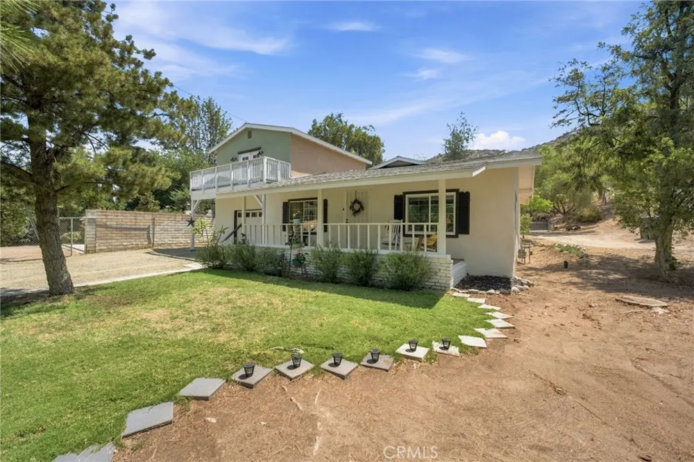 2575 Hillside Avenue Norco, CA 92860