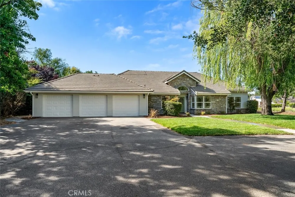 3371 Via Del Sueno Atascadero, CA 93422