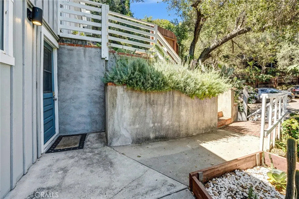 21936 Canon Drive Topanga, CA 90290